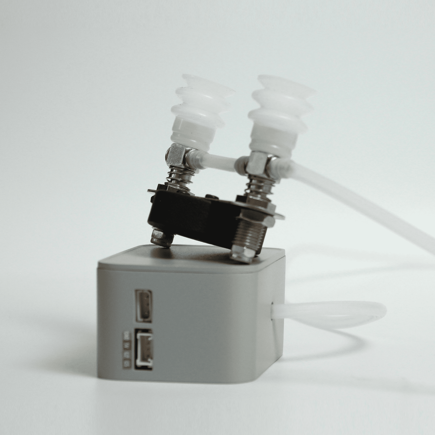 Dual Vacuum Gripper for myCobot/myPalletizer/mechArm/myBuddy Robotic Arms